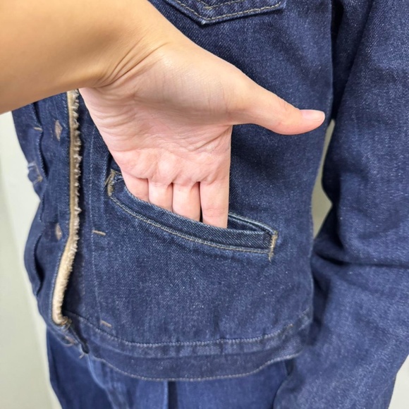 Vintage Late 90s / Y2K Levi’s Red Tab Faux Sherpa Denim Jacket - Picture 4 of 7